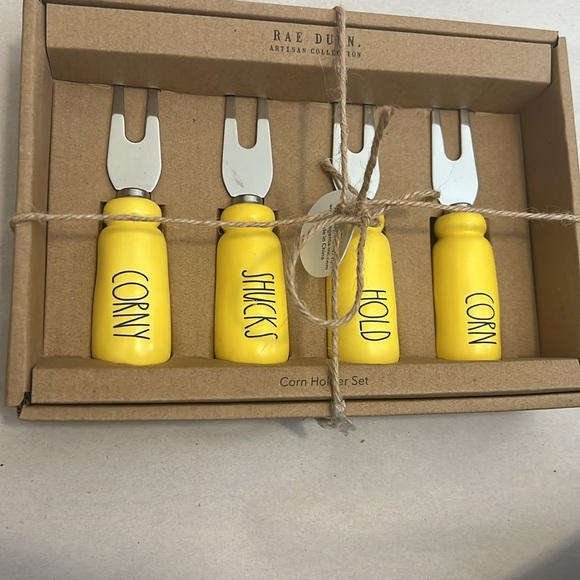 Rae dunn corn holder set yellow - Picture 3 of 3